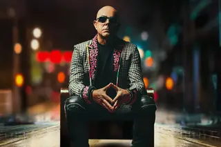 Pedro Abrunhosa, Carminho e David Bowie com novos discos no Top Nacional