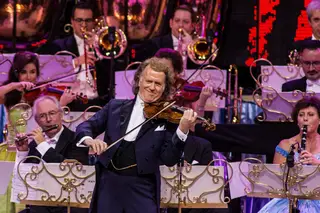 E vão 8! Andre Rieu veio a Portugal anunciar mais um concerto