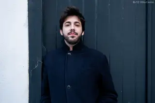 Salvador Sobral volta a liderar Top Nacional