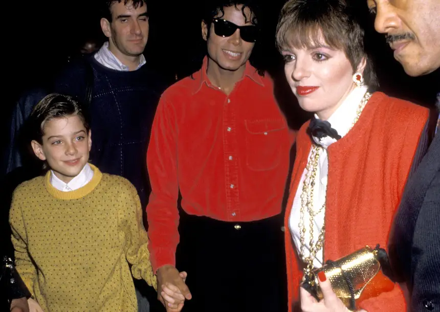 Nova reviravolta no caso Michael Jackson. Estação de comboio do rancho Neverland já existia em 1990