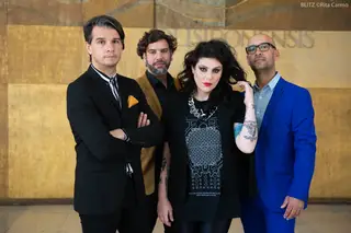 OK, querem algo simples? Como os Gift fizeram tudo à sua maneira: uma entrevista sobre independência, sobrevivência e a ditadura do like