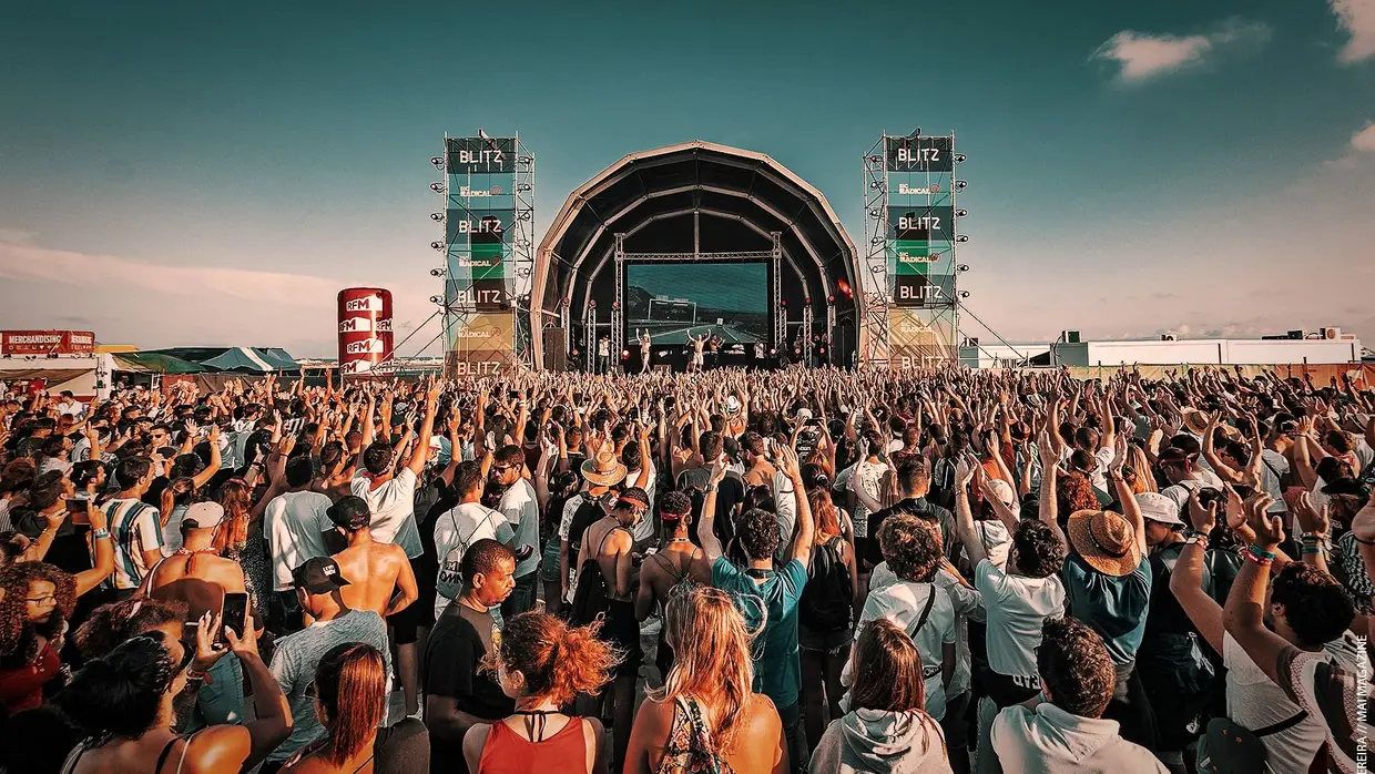 O palco BLITZ/SIC Radical