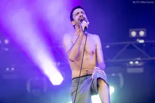 Estão vivos outra vez e voltaram para pregar aos convertidos. O concerto feliz dos Ornatos Violeta no NOS Alive