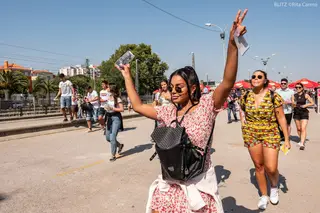 35 graus à sombra e até os góticos usam biquíni. Uma volta completa ao NOS Alive
