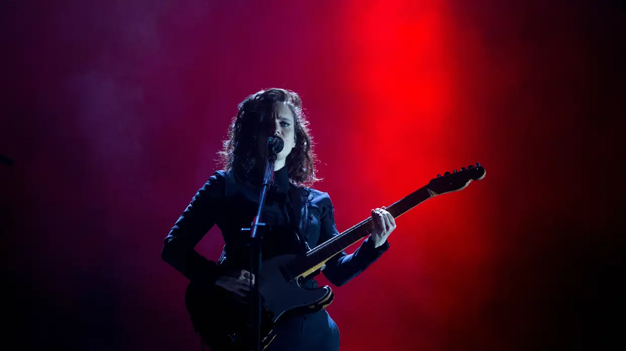 Anna Calvi no EDP Vilar de Mouros 2019
