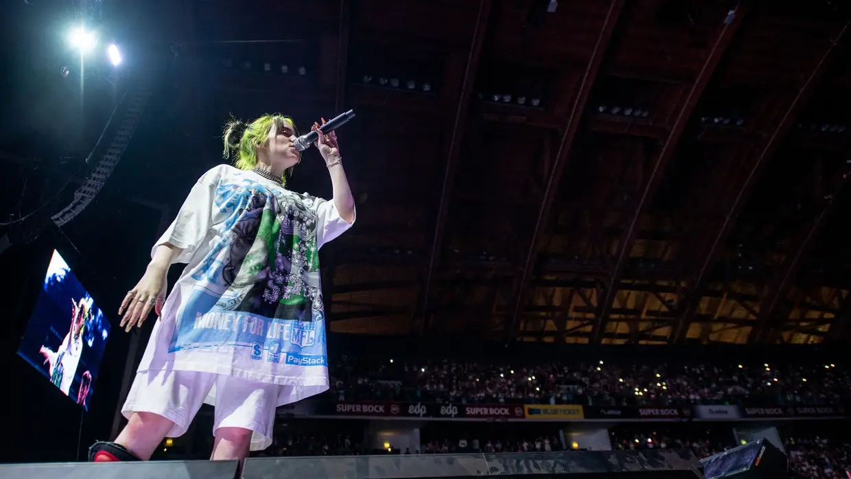 BLITZ Billie Eilish cantou pesadelos, devoção e muito amor em Lisboa