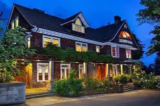 Casa onde viveram Kurt Cobain e Courtney Love está à venda. Mas não há referência aos antigos moradores...