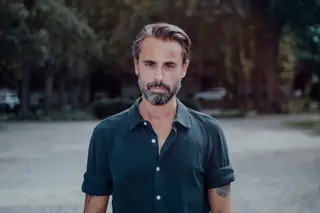 Vocalista dos Linda Martini anuncia álbum a solo