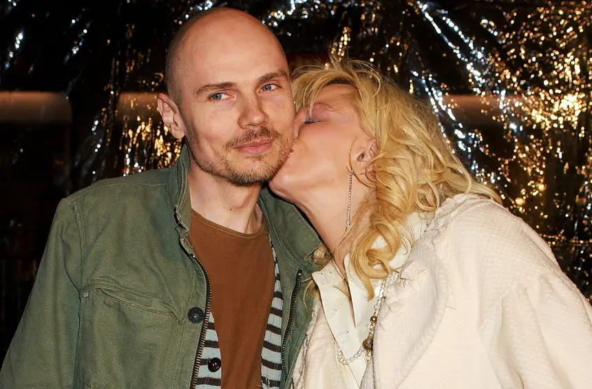 Blitz Billy Corgan Smashing Pumpkins Pica Courtney Love Ela Deixou De Ter Exitos Quando Eu Deixei De Lhos Dar