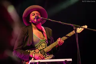 A festa precoce de Sinkane no Super Bock em Stock