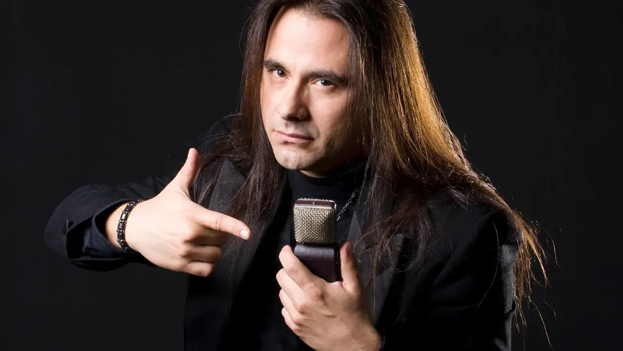 André Matos, dos Angra (14.09.1971 - 08.06.2019)