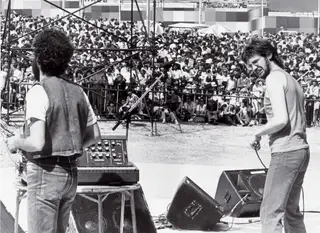 Na Festa do Avante, em 1982, onde apanharam “um susto” com a enchente que os esperava