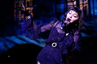 Sem Dino d'Santiago e com calçado adaptado às lesões: como foi a terceira noite de Madonna no Coliseu de Lisboa