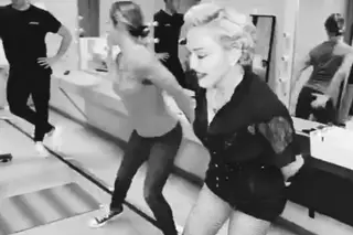 Como uma lesionada Madonna se preparou para o segundo concerto no Coliseu dos Recreios