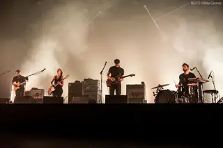 A grande maratona dos Linda Martini. 17 anos corridos em duas horas explosivas de concerto no Coliseu de Lisboa