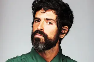 Devendra Banhart este fim de semana em Portugal: “Gostamos de fingir que somos blocos de cimento, mas somos casas cheias de janelas”