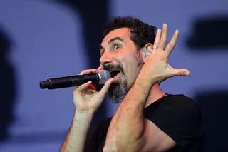 Vocalista dos System of a Down arrasa Donald Trump devido a comentários sobre a pandemia