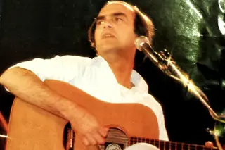 101 canções que marcaram Portugal #12: 'A Voar por Cima das Águas', de Fausto