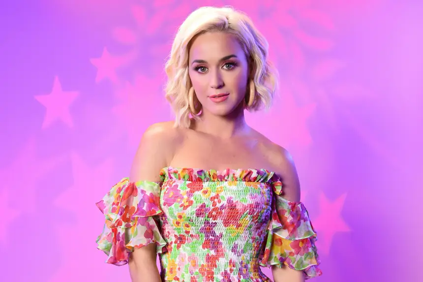 BLITZ – Katy Perry confessa que pensou suicidar-se. "Tinha perdido o meu  sorriso"