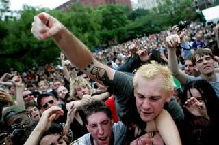 O fim do ‘mosh’ e do ‘crowd surfing’ na reabertura dos concertos