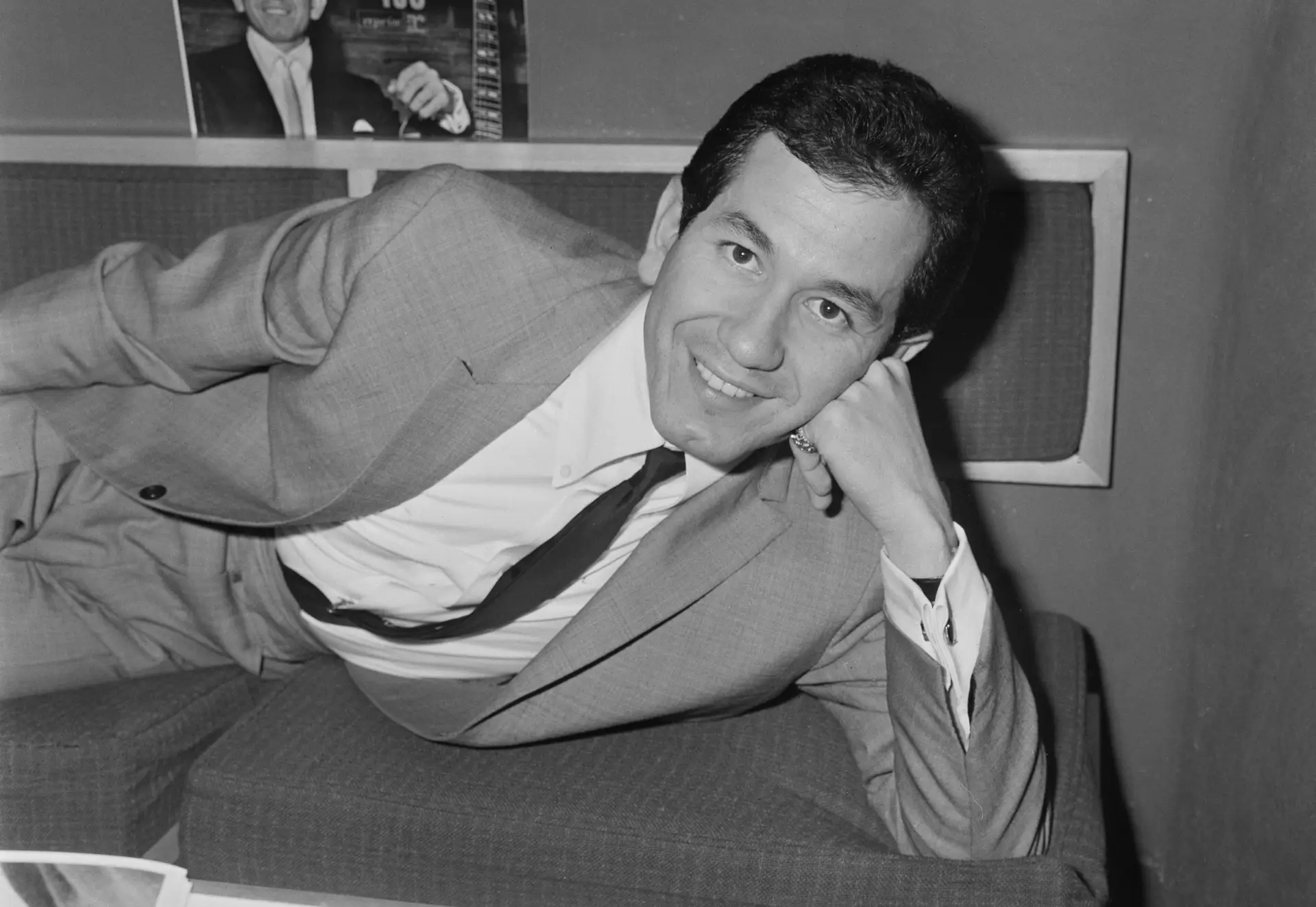 Trini Lopez, cantor e guitarrista que ganhou fama com as suas versões de “Lemon Tree” e “If I Had a Hammer” na década de 1960, com o êxito "La Bamba", morreu a 12 de agosto aos 83 anos na sequência de complicações da Covid-19.