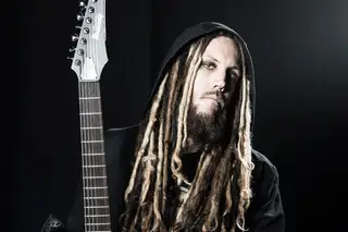 “Se é verdade, espero que Marilyn Manson peça ajuda e se torne uma pessoa melhor. Até ele é capaz disso”. A opinião do guitarrista dos Korn