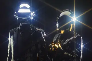 Os Daft Punk saíram de cena e o mundo da música tirou-lhes o chapéu. De The Weeknd a Mark Ronson