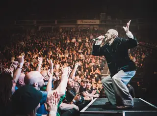 Os James anunciam novo álbum. E mostram o tema-título: ouça aqui ‘All the Colours of You”