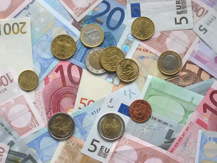 7 dicas para começar a poupar já (#3) – Dinheiro extra