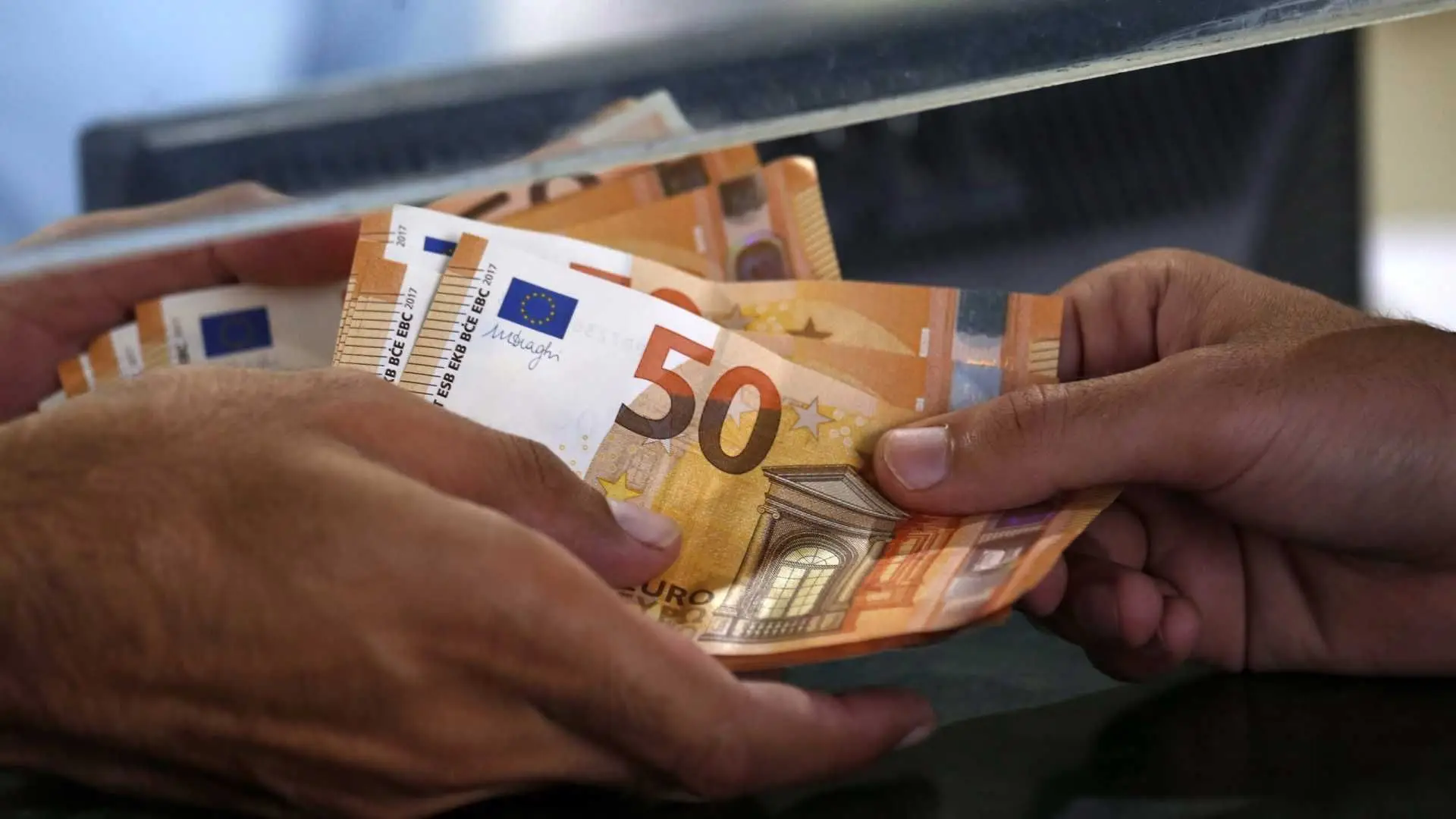 Subida do salário mínimo dá mais 31,15 € líquidos por mês