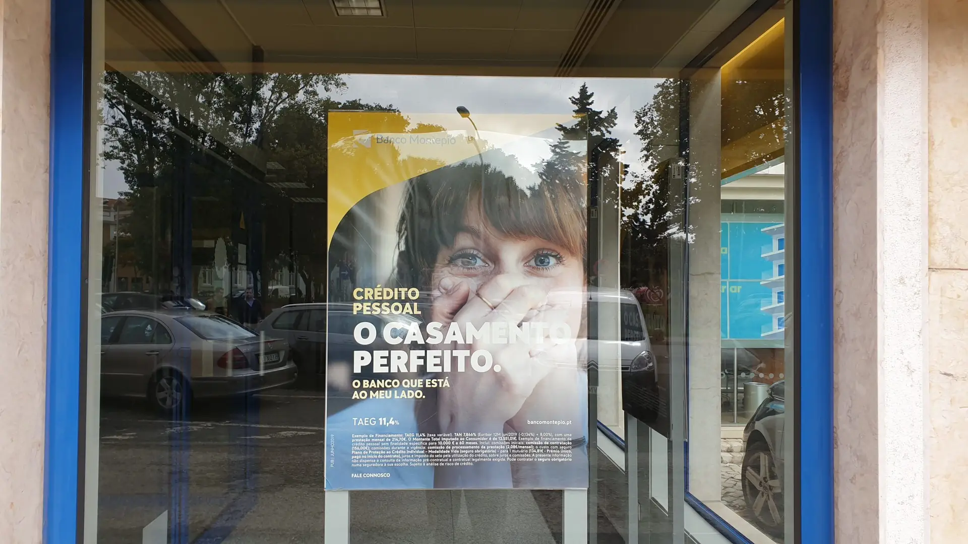 Quer saber como os bancos nos levam o dinheiro?