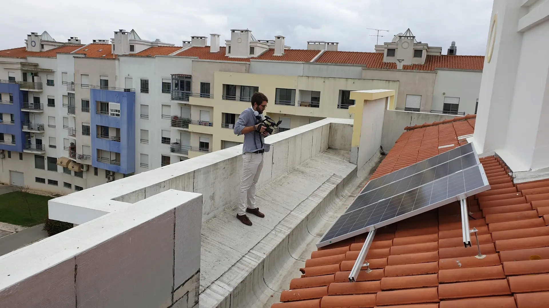 Quanto custa um painel solar e como saber se vale a pena o investimento