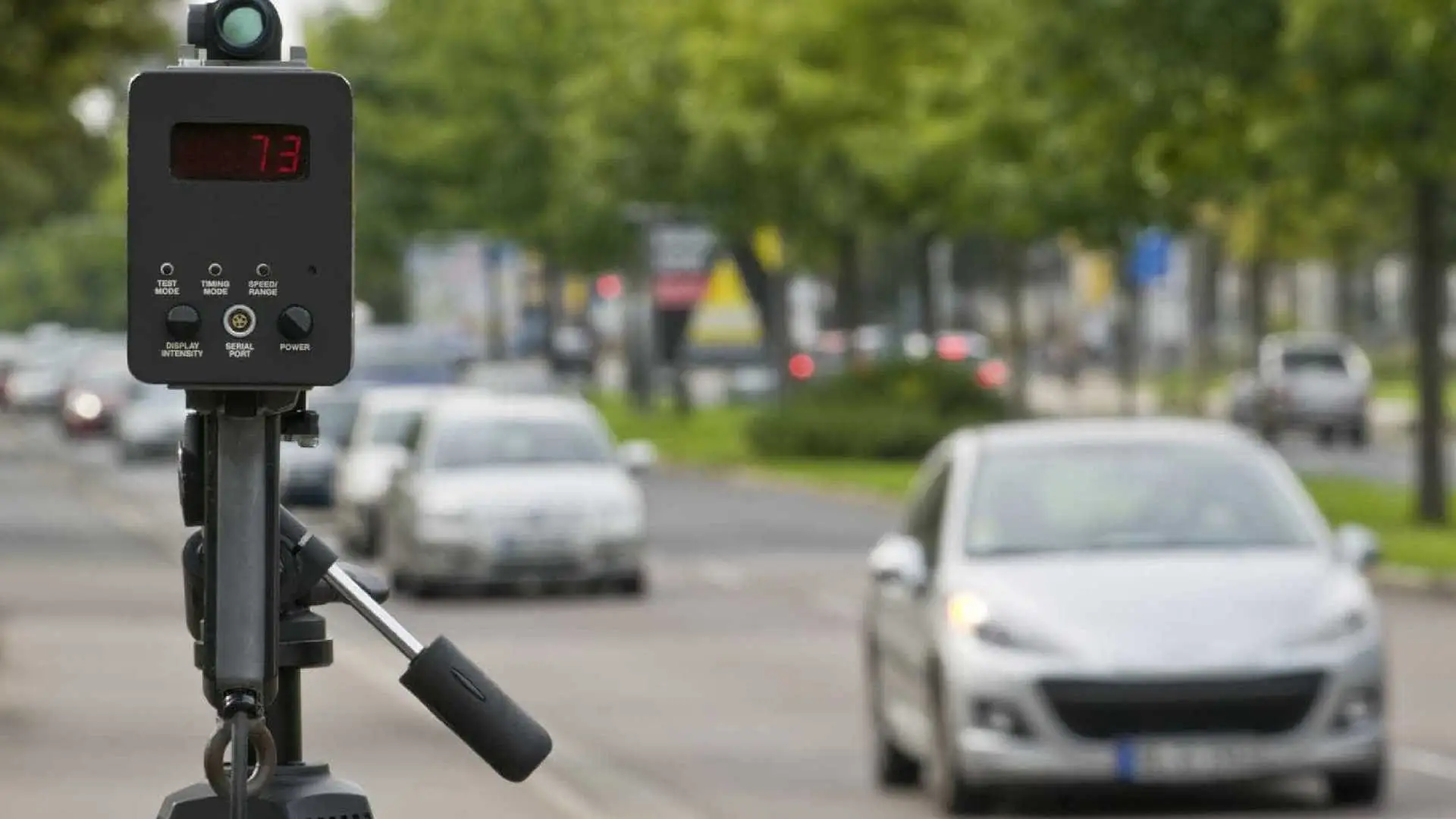 RADARES | Pela primeira vez Portugal vai ter radares de velocidade média