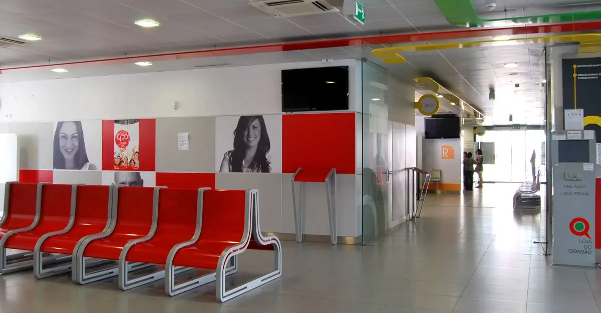 Aumentos salariais na função pública começam a ser pagos esta sexta-feira