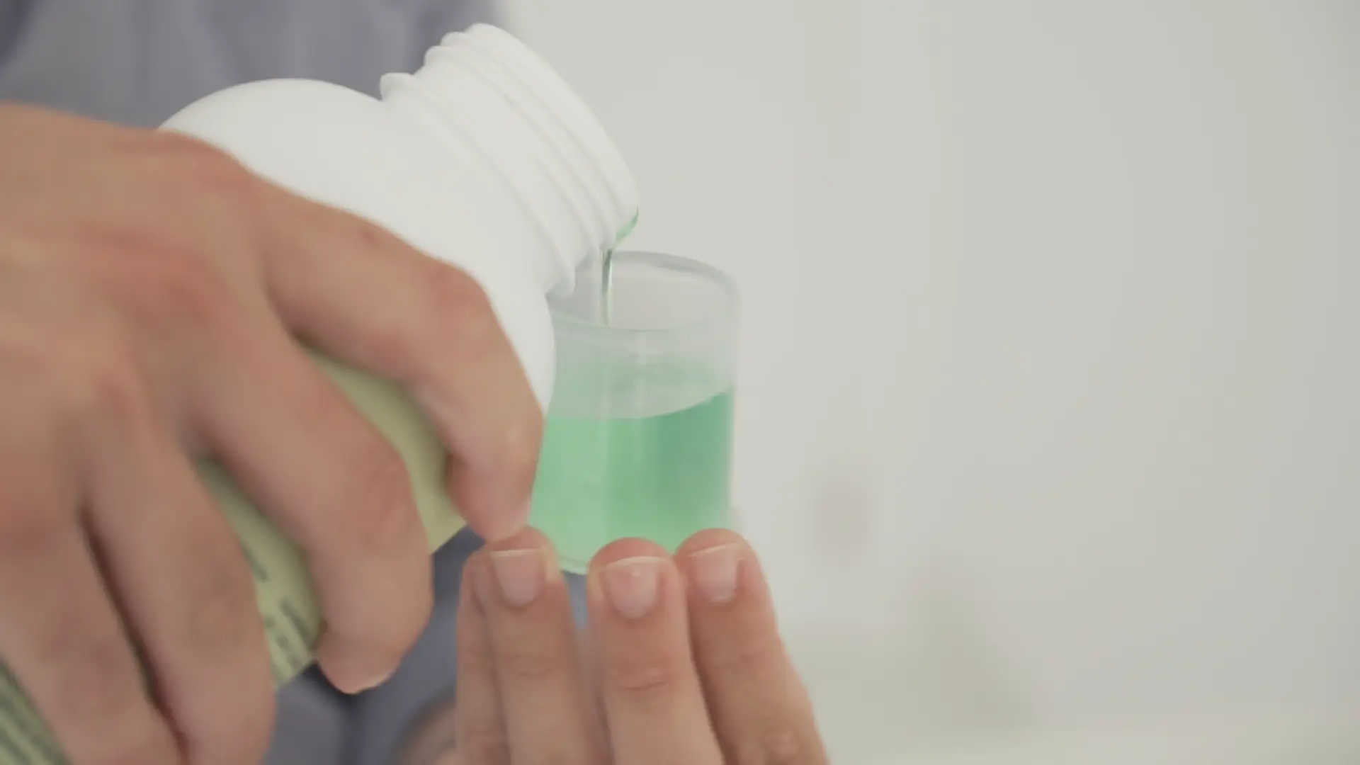VÍDEO | Poupe até 90% com detergentes industriais ultra concentrados