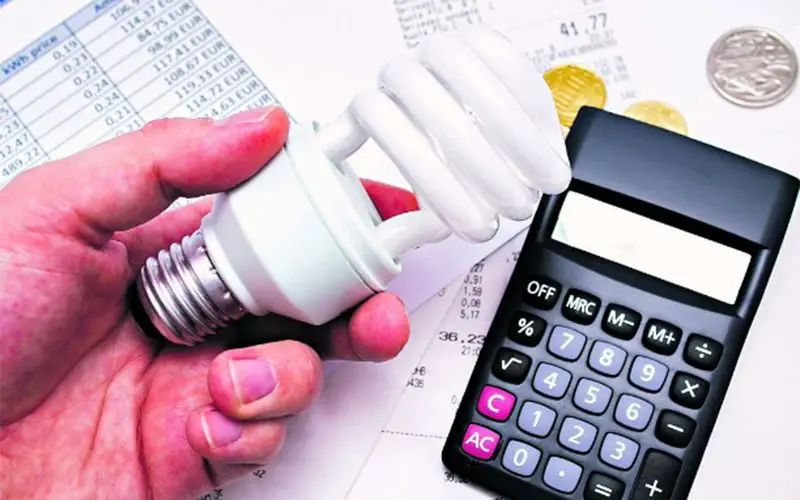 ELETRICIDADE | Preço da luz no mercado regulado deverá subir 0,2% em 2022 – ERSE