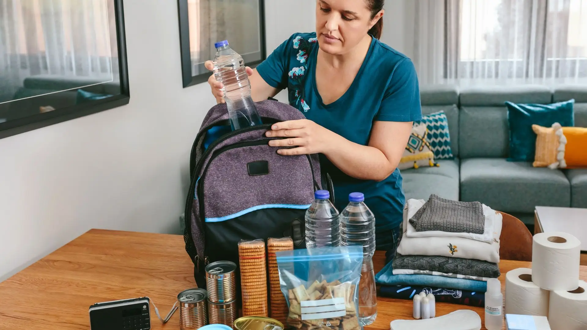 Tem a mochila de emergência pronta, se tiver de ser retirado de casa pelas autoridades?