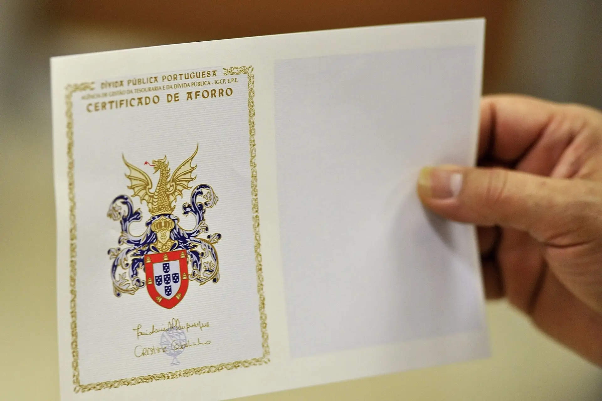 Taxa de juro dos Certificados de Aforro sobe para 2,027% em setembro