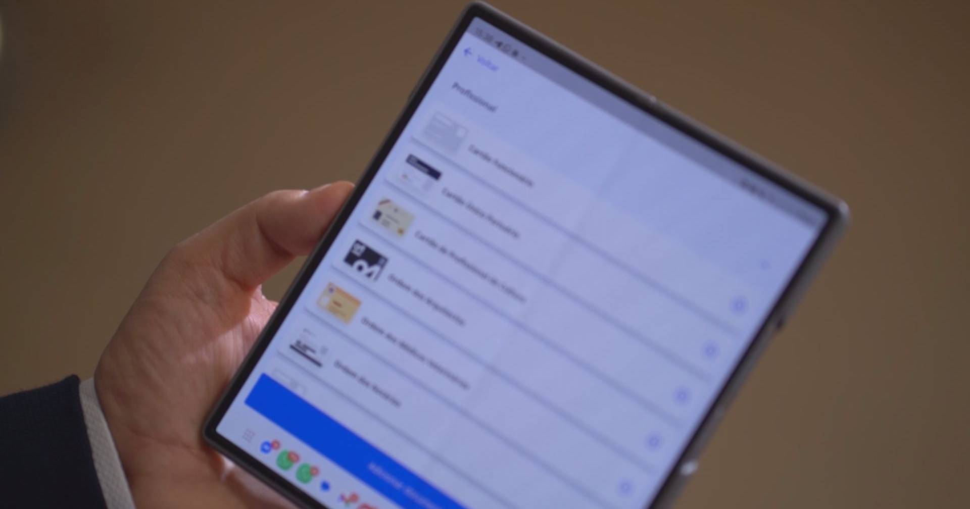 “Revolução Digital: A Nova App Gov.pt que Transforma Telemóveis em Carteira Oficial com 22 Documentos e Cartão de Cidadão em um Toque!” #ÚltimasNotícias #Portugal “Revolução Digital: A Nova App Gov.pt que Transforma Telemóveis em Carteira Oficial com 22 Documentos e Cartão de Cidadão em um Toque!” #ÚltimasNotícias #Portugal