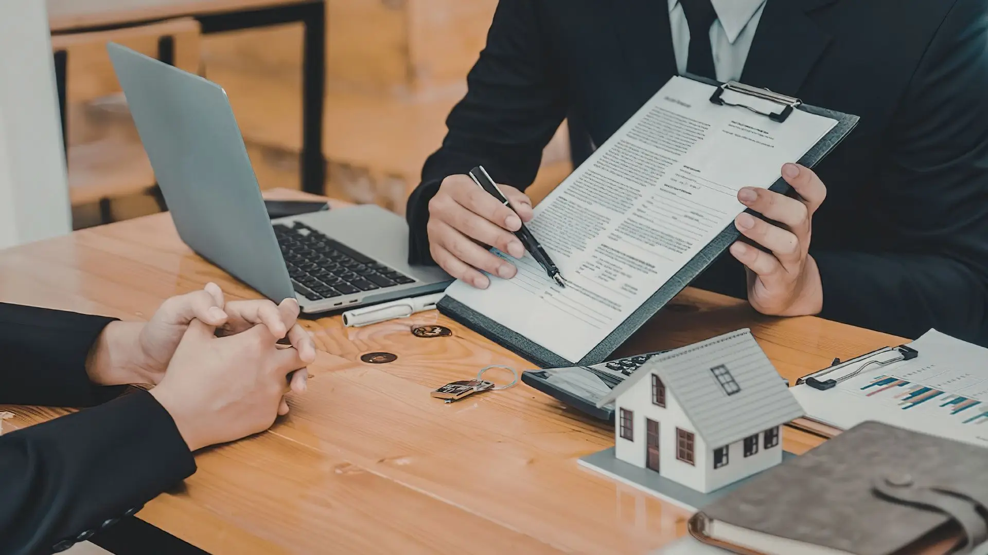 AT esclarece: nascimento de filho não contorna regra dos 12 meses para isenção de mais-valias