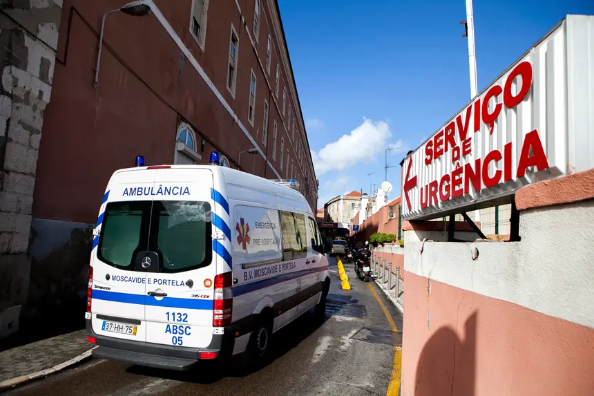 Expresso  Demissões no Centro Hospitalar Lisboa Central 