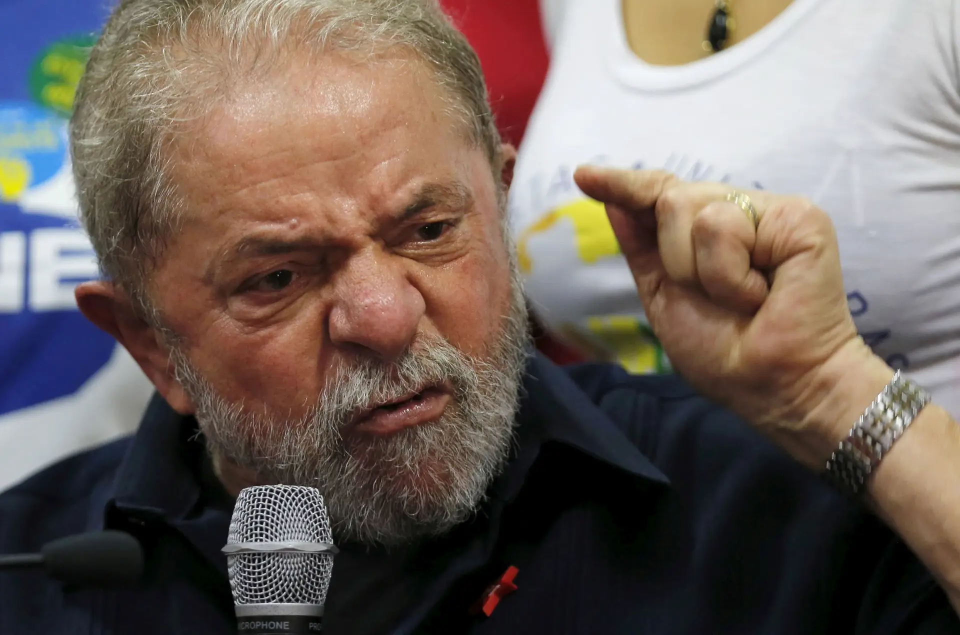 Lula da Silva condenado por unanimidade. Juízes aumentam pena de prisão para 12 anos e um mês