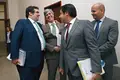 Novos impostos, menos austeridade