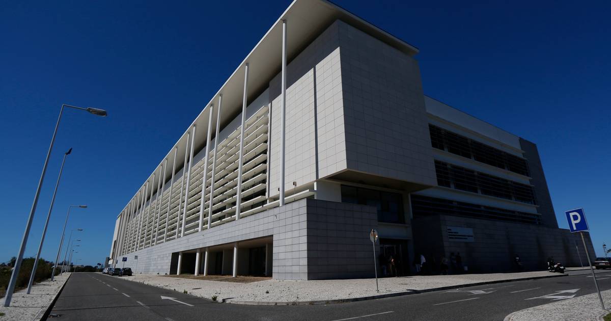 Avaria informática paralisa Tribunal de Sintra: 