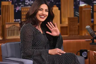 Imagem ofensiva para os refugiados? A intenção era criticar “a xenofobia e o preconceito”