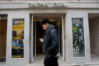 A cultura desconfina esta segunda-feira, ma non troppo. Muitos teatros e cinemas ainda estão fechados