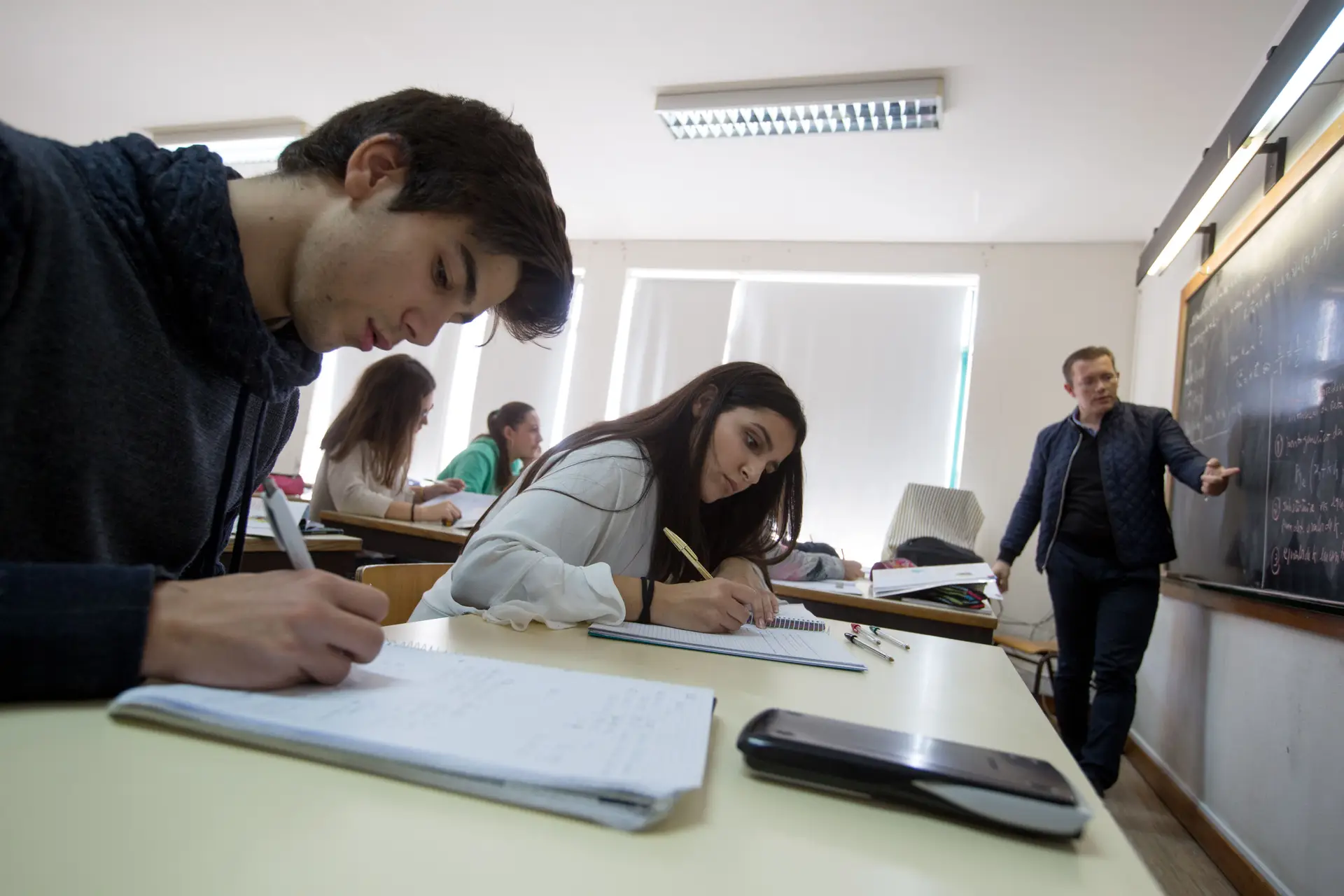 Abandono escolar atinge o valor mais baixo de sempre