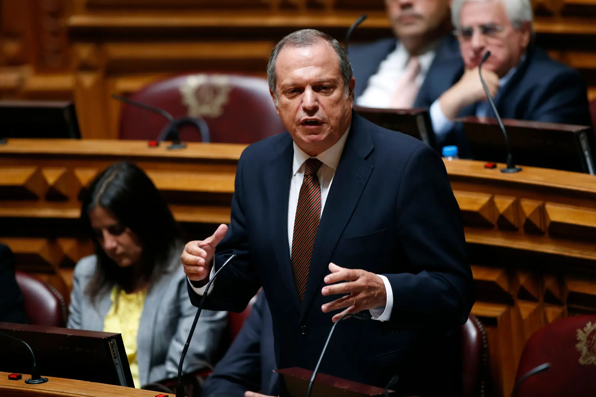 PS diz que Governo encontrará alternativa se TSU for chumbada, PSD reitera voto contra