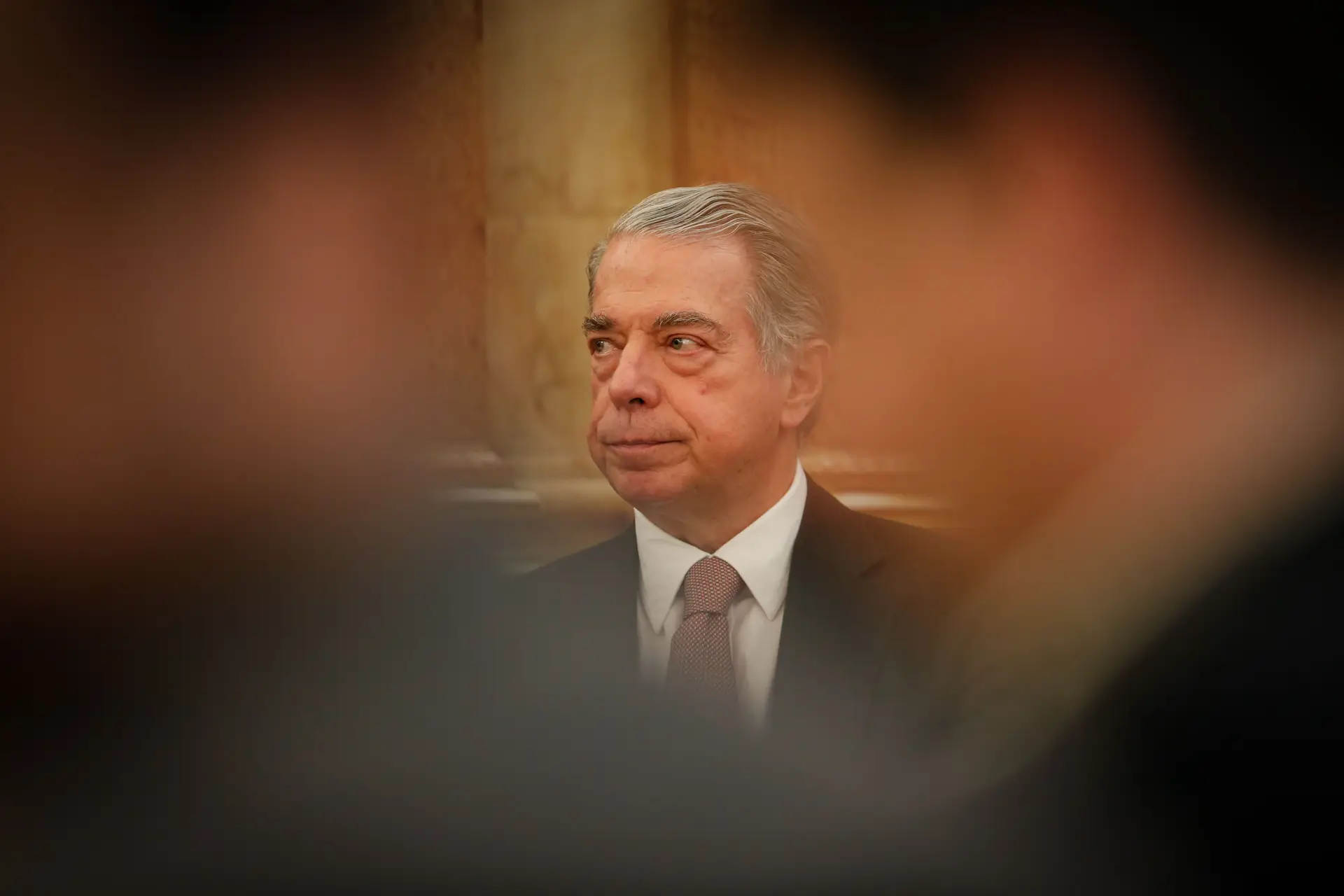 MP suspeita que Salgado deu ordens para transferir dinheiro para Sócrates