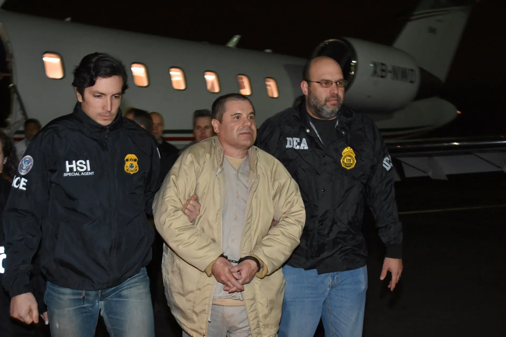 "El Chapo" à chegada ao aeroporto de Long Island MacArthur, em Nova Iorque, a 19 de janeiro de 2017